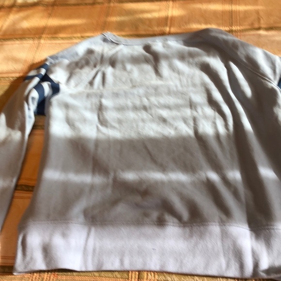 Gap logo sweatshirt hi beautiful light-blue NWT Size large - Picture 6 of 7